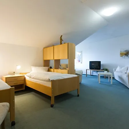 Hotel Bergkloster 2*